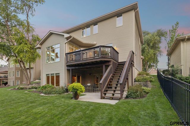 18218 Ontario Street, Omaha, NE 68130