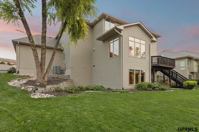 18218 Ontario Street, Omaha, NE 68130