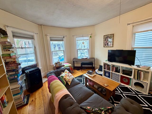 24 Linden Avenue, Somerville, MA 02143