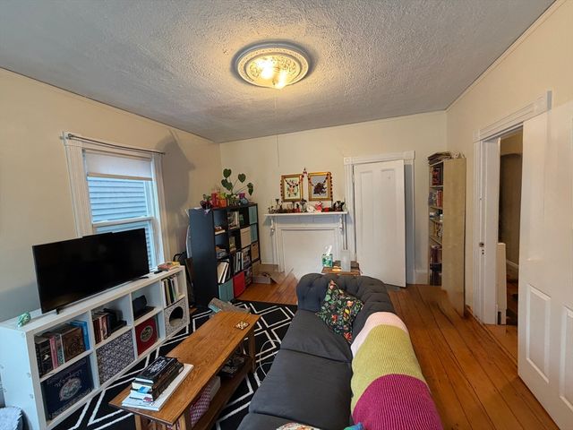 24 Linden Avenue, Somerville, MA 02143