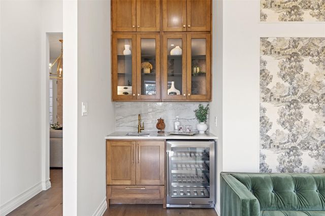 601 Hays Country Acres RD, Dripping Springs, TX 78620