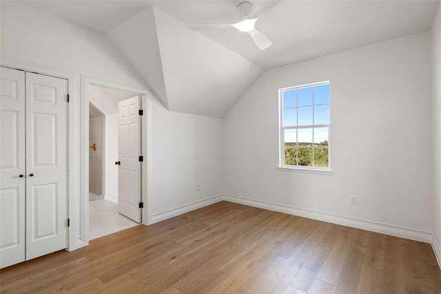 601 Hays Country Acres RD, Dripping Springs, TX 78620