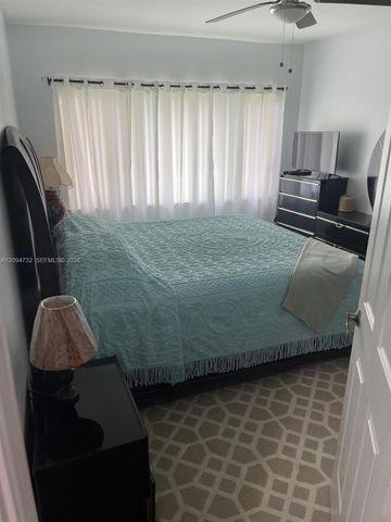 9277 Wedgewood Lane C13, Tamarac, FL 33321