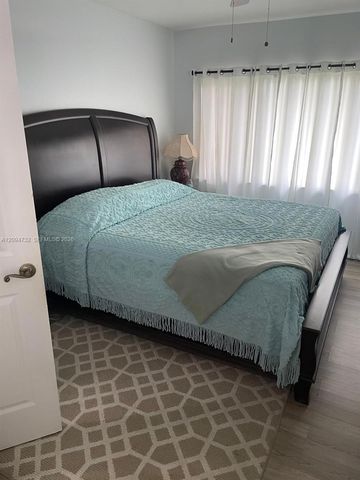 9277 Wedgewood Lane C13, Tamarac, FL 33321