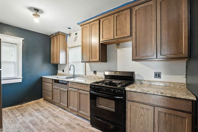 180 S Main Street, Romeo, MI 48065