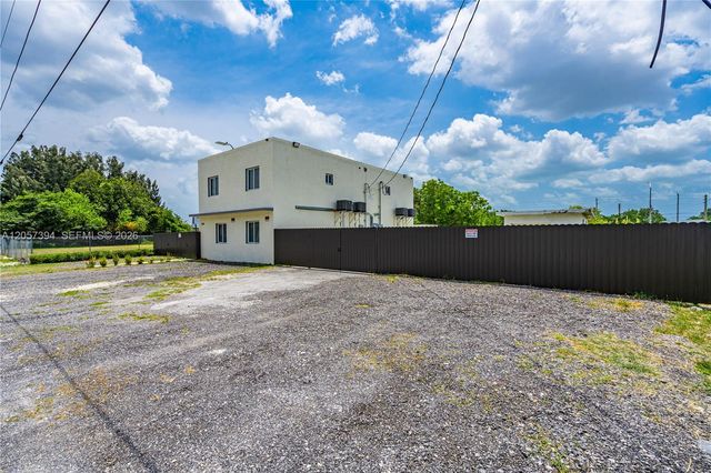 21845 Goulds Ave 102, Miami, FL 33170