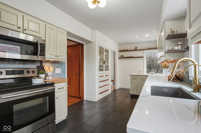 5510 N Illinois Street, Indianapolis, IN 46208