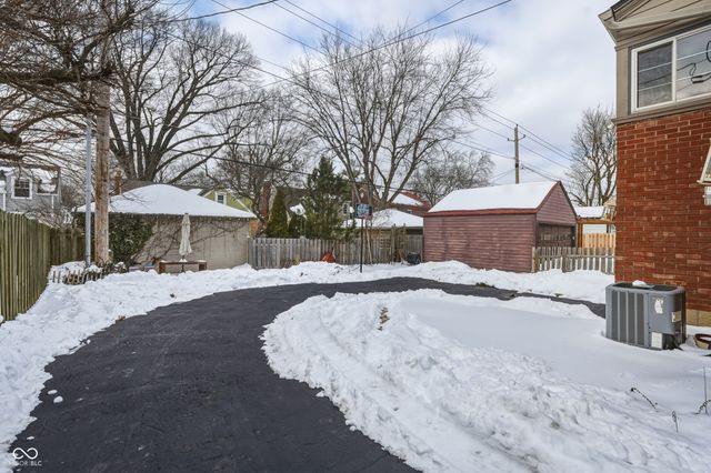 5510 N Illinois Street, Indianapolis, IN 46208