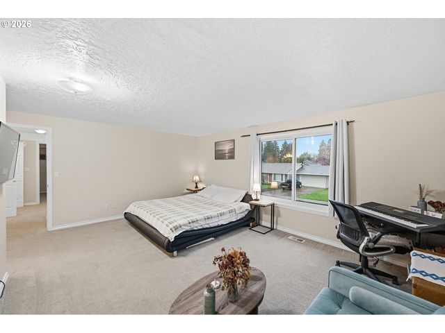 4193 Se WYNNWOOD Dr, Hillsboro, OR 97123