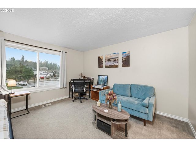 4193 Se WYNNWOOD Dr, Hillsboro, OR 97123