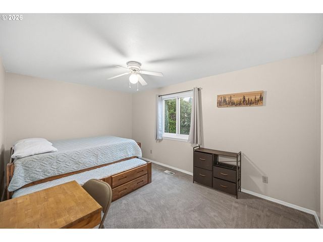 4193 Se WYNNWOOD Dr, Hillsboro, OR 97123