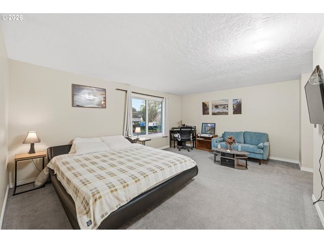 4193 Se WYNNWOOD Dr, Hillsboro, OR 97123