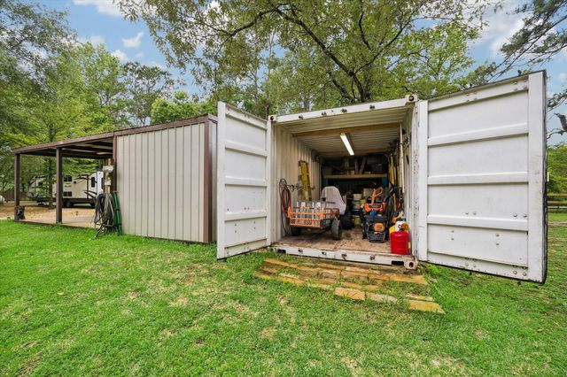 11409 Oak Springs Drive, Willis, TX 77378