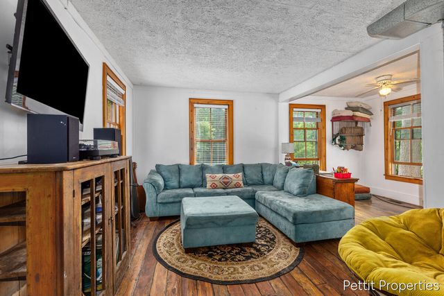 1857 Simonelli Road, Muskegon, MI 49445