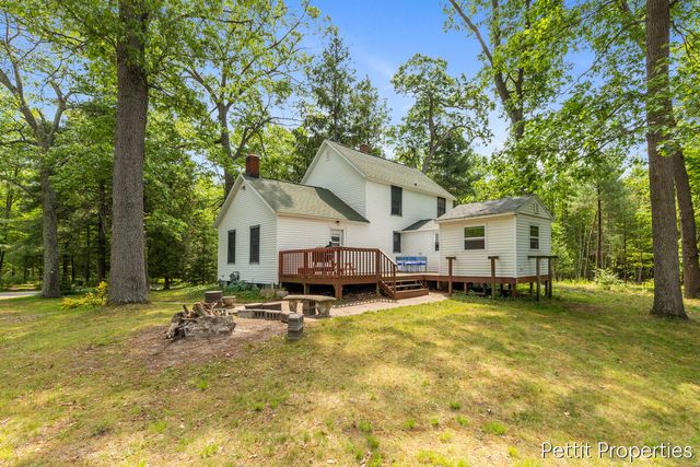1857 Simonelli Road, Muskegon, MI 49445