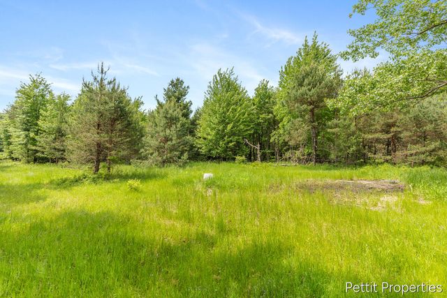 1857 Simonelli Road, Muskegon, MI 49445
