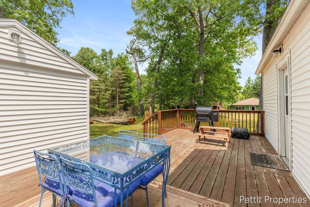 1857 Simonelli Road, Muskegon, MI 49445
