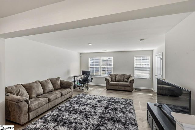 16 Verdant Leaf Way, Greenville, SC 29617