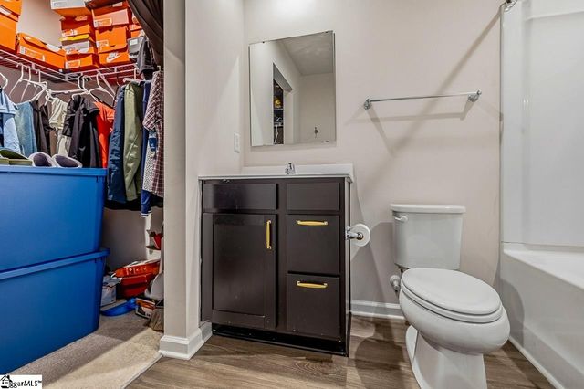 16 Verdant Leaf Way, Greenville, SC 29617