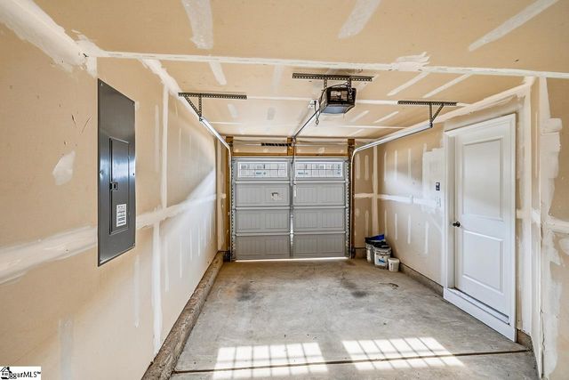 16 Verdant Leaf Way, Greenville, SC 29617