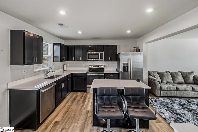 16 Verdant Leaf Way, Greenville, SC 29617