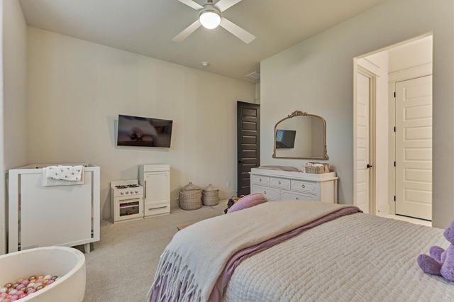 8220 Cavell Ct, Montgomery, TX 77316