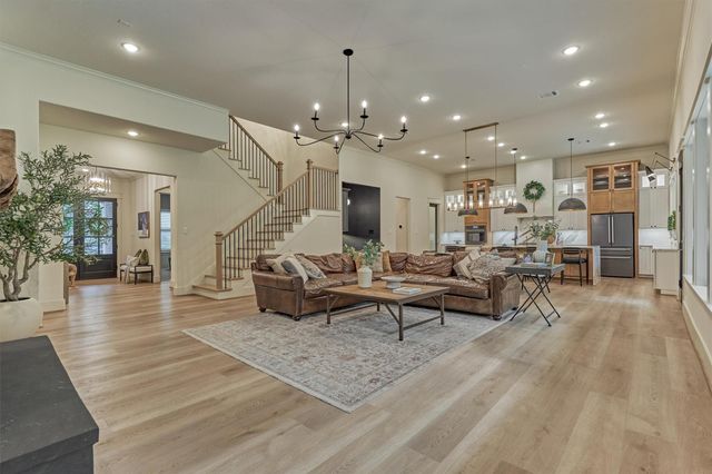 8220 Cavell Ct, Montgomery, TX 77316