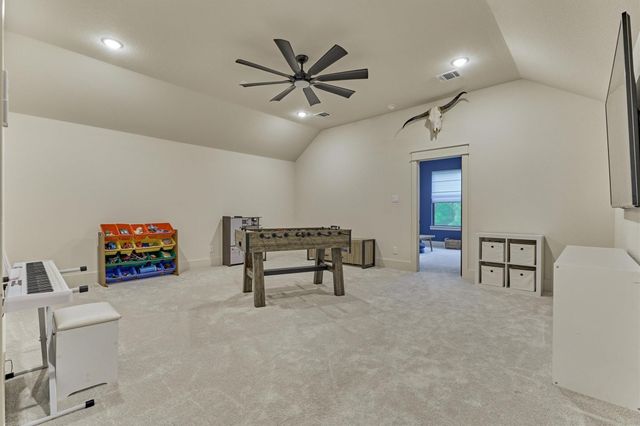 8220 Cavell Ct, Montgomery, TX 77316