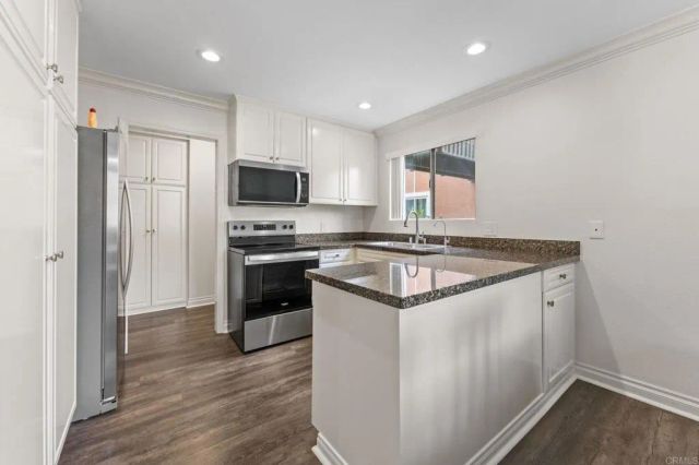 17155 W Bernardo Drive 106, San Diego, CA 92127