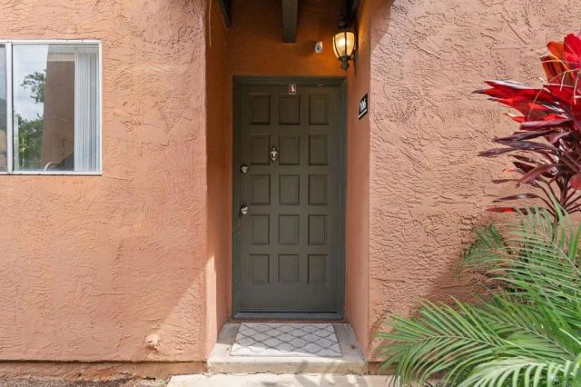 17155 W Bernardo Drive 106, San Diego, CA 92127