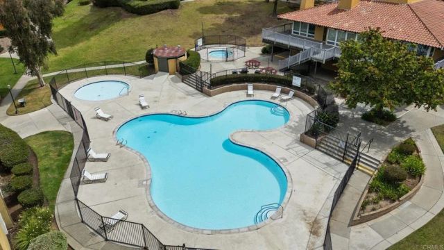 17155 W Bernardo Drive 106, San Diego, CA 92127