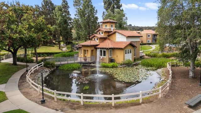 17155 W Bernardo Drive 106, San Diego, CA 92127