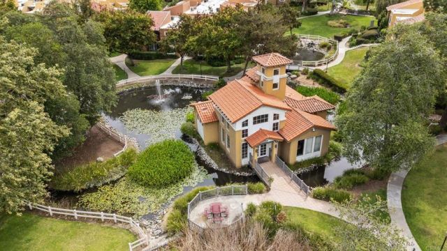 17155 W Bernardo Drive 106, San Diego, CA 92127