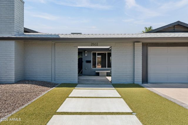 2502 E Beryl Avenue, Phoenix, AZ 85028