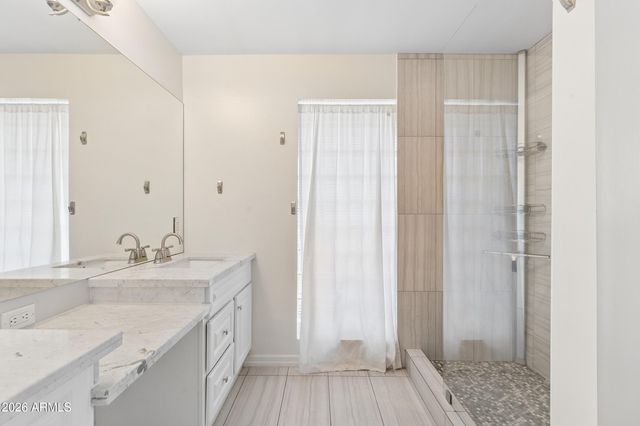 2502 E Beryl Avenue, Phoenix, AZ 85028