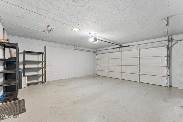 2502 E Beryl Avenue, Phoenix, AZ 85028
