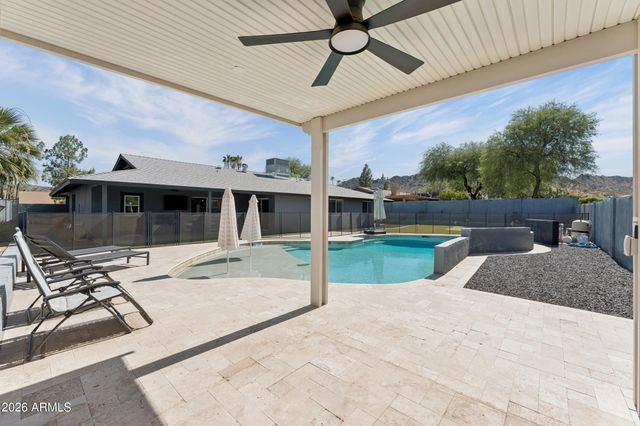 2502 E Beryl Avenue, Phoenix, AZ 85028