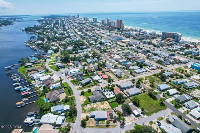 7109 S Lagoon Drive, Panama City Beach, FL 32408