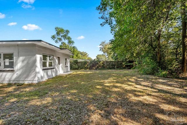 15 Janet St, Pensacola, FL 32506