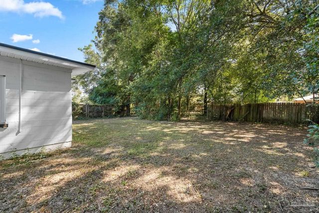 15 Janet St, Pensacola, FL 32506