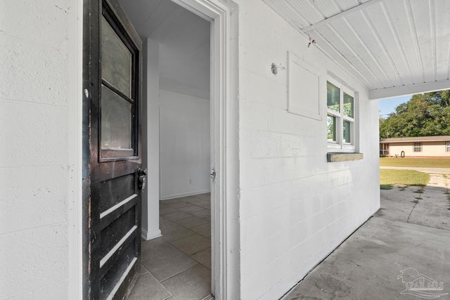 15 Janet St, Pensacola, FL 32506