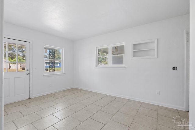 15 Janet St, Pensacola, FL 32506