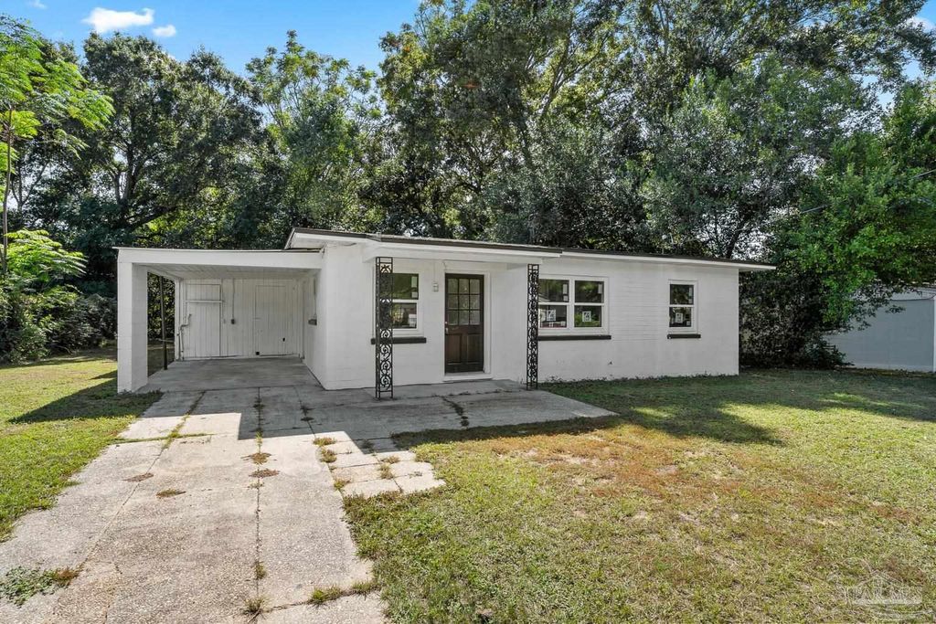 15 Janet St, Pensacola, FL 32506