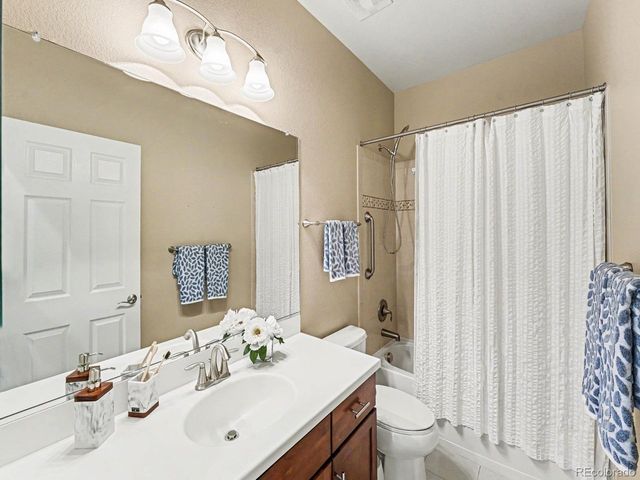 17467 W 78th Dr, Arvada, CO 80007