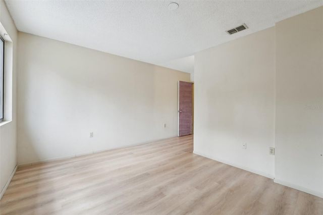 8419 LAURELON PLACE, Temple Terrace, FL 33637