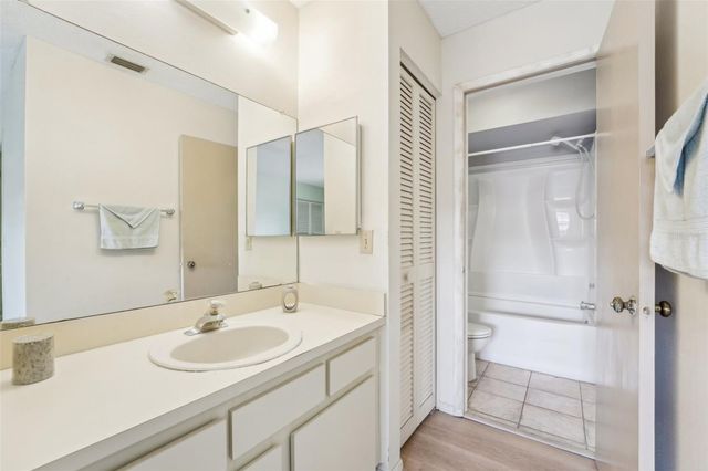 8419 LAURELON PLACE, Temple Terrace, FL 33637