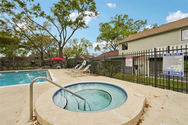 8419 LAURELON PLACE, Temple Terrace, FL 33637