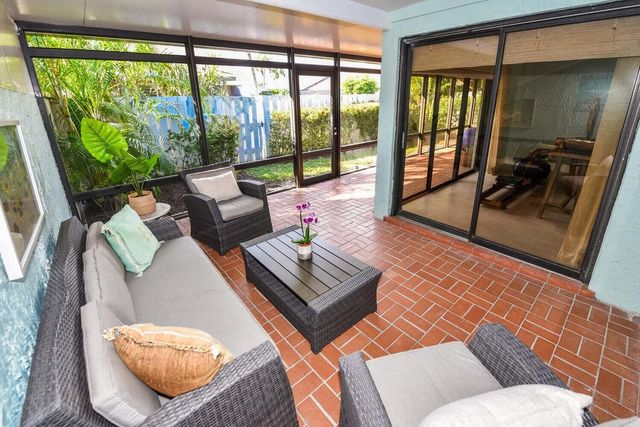 17225 Fownes Crescent, Jupiter, FL 33477