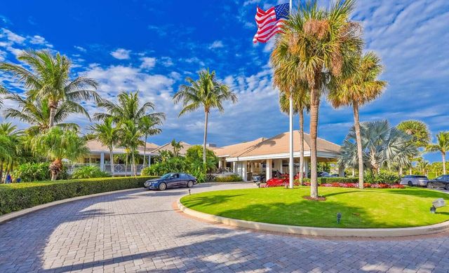 17225 Fownes Crescent, Jupiter, FL 33477