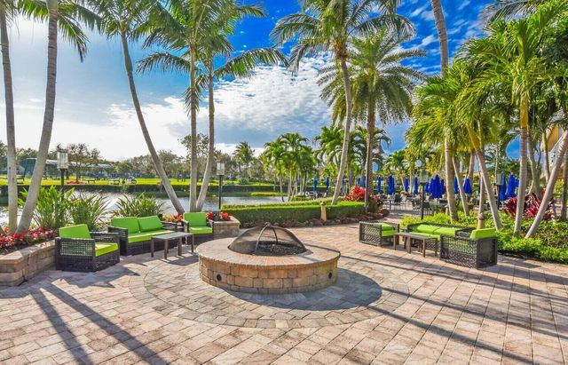 17225 Fownes Crescent, Jupiter, FL 33477